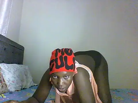 Snapshot of Ebony_sweet_slut chatting on 06/06/26, 03:00 Ebony sweet slut online show from 06/06/26, 03:00