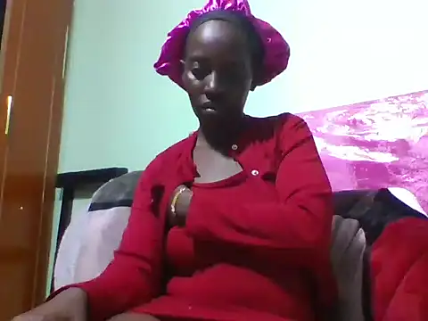 Snapshot of maamypussy chatting on 05/19/26, 08:04 maamypussy online show from 05/19/26, 08:04