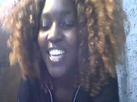 MoonlighMaya online show from 07/28/26, 02:29