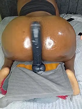 pretty sexxyass online show from 07/21/26, 04:37