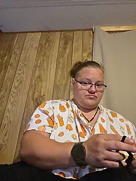 Snapshot of subbybabygirl696985 chatting on 05/27/26, 12:24 subbybabygirl696985 online show from 05/27/26, 12:24