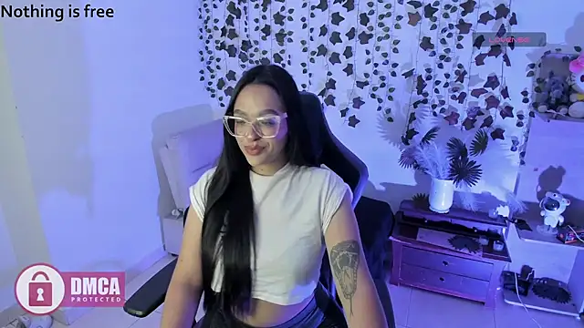 Snapshot of Spicydollx_1 chatting on 05/17/26, 03:08 Spicydollx 1 online show from 05/17/26, 03:08