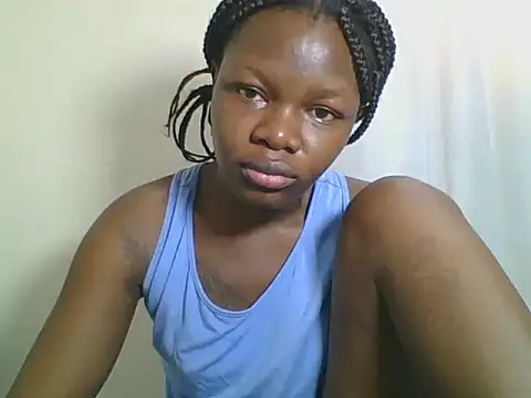 Sweetgal2025 online show from 06/13/26, 07:17