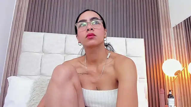 Camila Vega22 online show from 05/26/26, 11:39