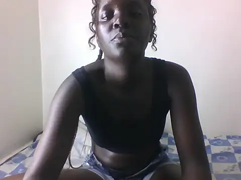 LatishLava online show from 06/05/26, 02:12
