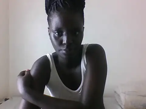 LatishLava online show from 06/11/26, 04:32