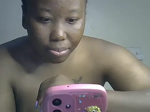 Curvy nelly1 online show from 06/30/26, 05:52