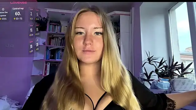 Lisi Kiss  online show from 07/18/26, 05:06