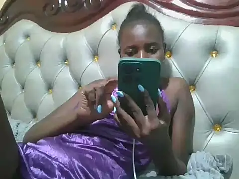 Melaninblue online show from 06/18/26, 06:23