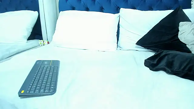 Snapshot of AlondraSosa chatting on 05/23/26, 01:37 AlondraSosa online show from 05/23/26, 01:37