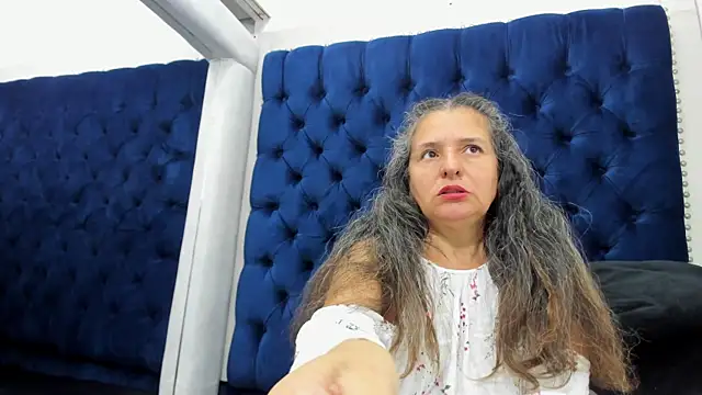 AlondraSosa online show from 07/08/26, 01:15