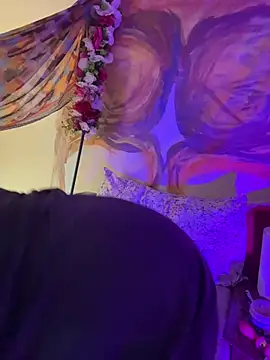 iamiyami1111 online show from 05/17/26, 03:48