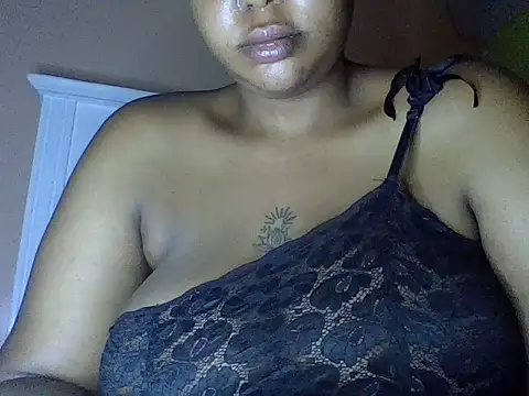 Snapshot of sexychubby22 chatting on 06/10/26, 08:08 sexychubby22 online show from 06/10/26, 08:08