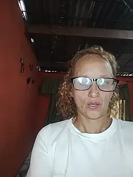Amanda Lux online show from 05/20/26, 08:15