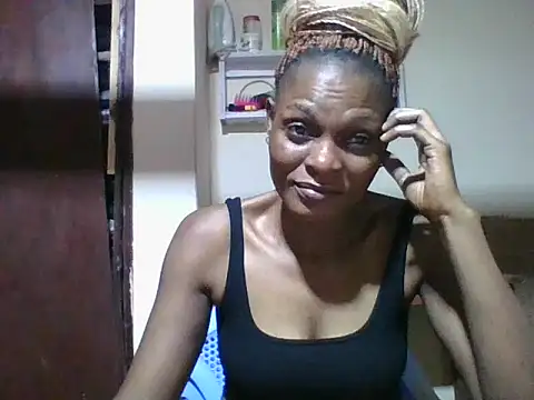 Snapshot of Ebonyqueen4 chatting on 06/09/26, 07:53 Ebonyqueen4 online show from 06/09/26, 07:53