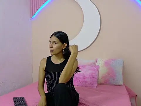 SamanthaLaurent online show from 07/07/26, 07:51