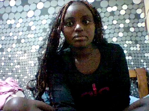 Snapshot of liligal chatting on 06/10/26, 04:34 liligal online show from 06/10/26, 04:34