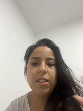 Snapshot of onMelan chatting on 05/17/26, 05:20 onMelan online show from 05/17/26, 05:20