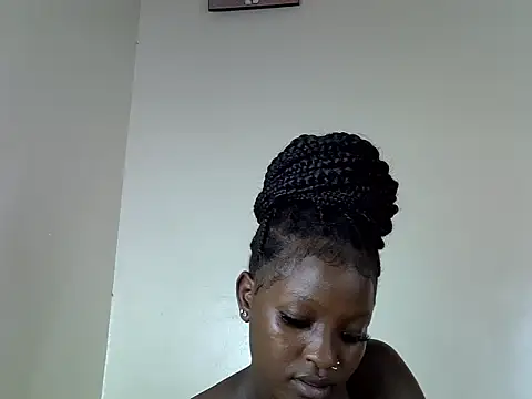 Snapshot of Ariana_ribaby chatting on 06/11/26, 12:32 Ariana ribaby online show from 06/11/26, 12:32