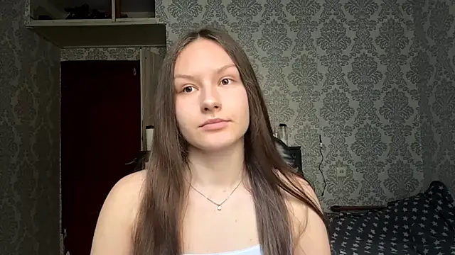Snapshot of ShaylaChong chatting on 05/16/26, 04:31 ShaylaChong online show from 05/16/26, 04:31