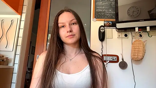 ShaylaChong online show from 07/09/26, 07:23