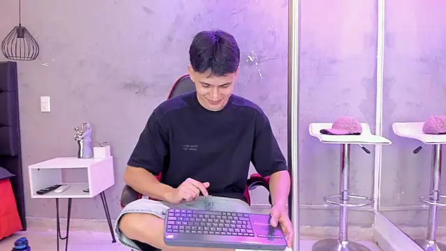 Snapshot of zam_noir chatting on 06/08/26, 07:25 zam noir online show from 06/08/26, 07:25