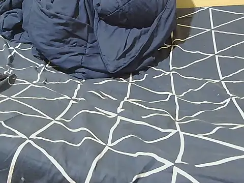 petite pretti online show from 07/28/26, 11:17