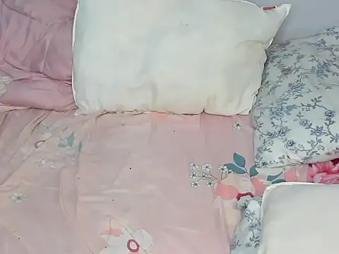 prettyley online show from 07/08/26, 05:01