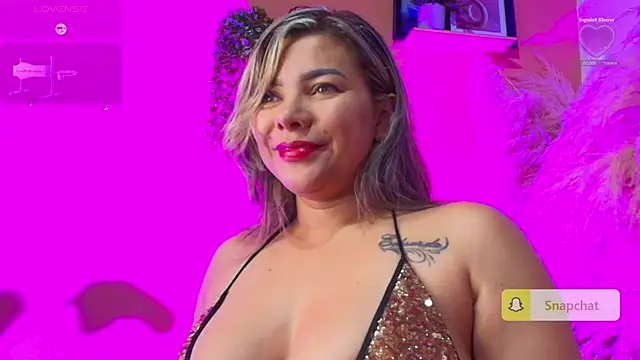 Snapshot of Lindaevans1 chatting on 06/11/26, 11:47 Lindaevans1 online show from 06/11/26, 11:47