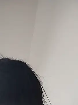 Snapshot of yesleidy chatting on 05/17/26, 01:29 yesleidy online show from 05/17/26, 01:29