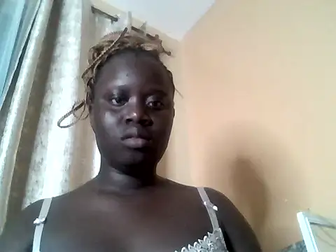Snapshot of Sasha_mollie chatting on 05/25/26, 04:24 Sasha mollie online show from 05/25/26, 04:24