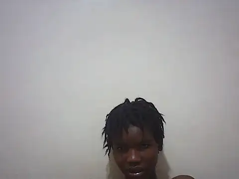 Snapshot of Bootylovet chatting on 05/18/26, 10:37 Bootylovet online show from 05/18/26, 10:37