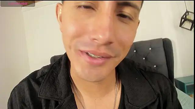 Snapshot of marcos_vieyra chatting on 06/09/26, 07:47 marcos vieyra online show from 06/09/26, 07:47