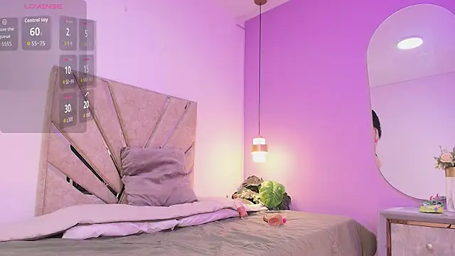 sally hot18 online show from 07/15/26, 12:16