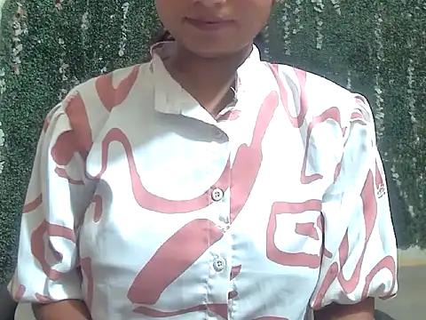 Snapshot of shallykaur chatting on 06/05/26, 03:46 shallykaur online show from 06/05/26, 03:46