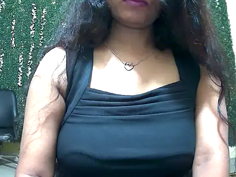 shallykaur online show from 07/18/26, 04:16