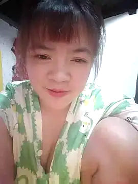 Snapshot of Loleml01 chatting on 06/13/26, 03:26 Loleml01 online show from 06/13/26, 03:26