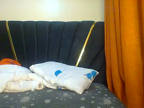 petite cuteass online show from 07/09/26, 06:01