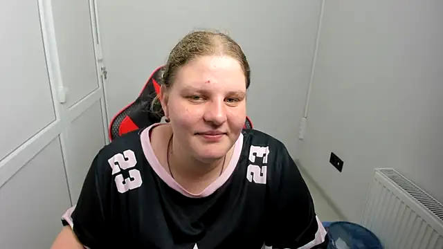 Bella shyy  online show from 06/09/26, 04:51