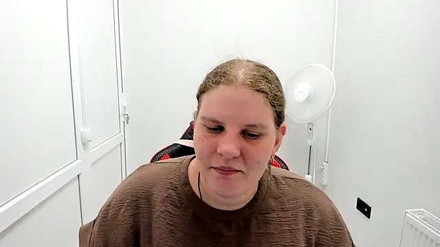 Bella shyy  online show from 07/21/26, 12:29