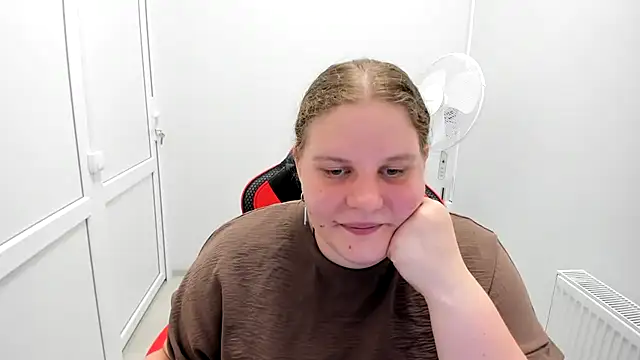 Bella shyy  online show from 07/27/26, 12:12
