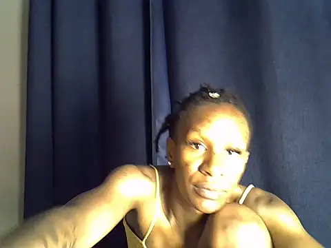 Snapshot of Queen_slim2 chatting on 05/23/26, 08:02 Queen slim2 online show from 05/23/26, 08:02