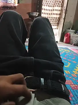singalguy12 online show from 06/11/26, 05:05