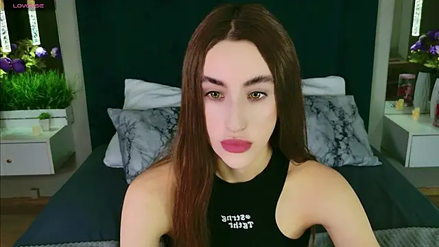 MadisonRen online show from 06/13/26, 12:03