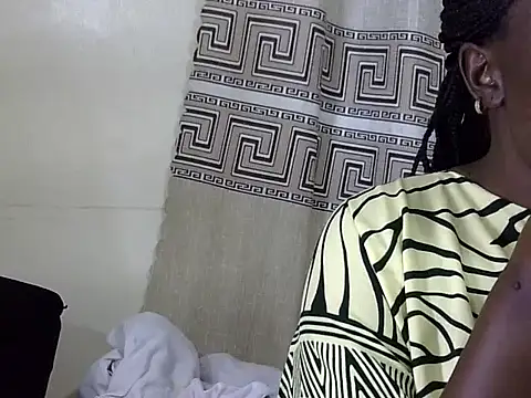 Snapshot of sexxy_melons chatting on 05/19/26, 05:08 sexxy melons online show from 05/19/26, 05:08
