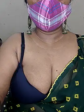 MISS-LOVEV online show from 07/27/26, 05:58