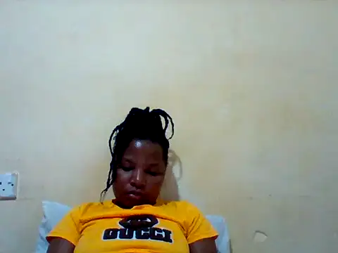 Camilla-Sweets online show from 06/25/26, 07:18