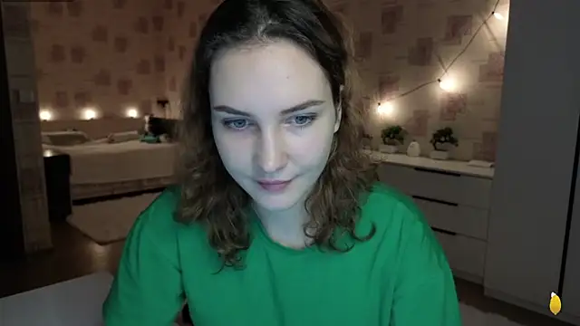 Megan swiftss online show from 06/04/26, 06:47