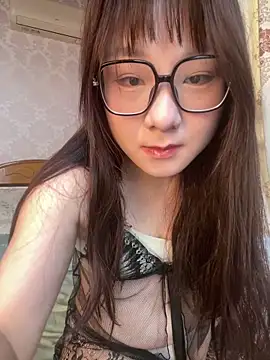 Snapshot of yan63737 chatting on 05/29/26, 06:44 yan63737 online show from 05/29/26, 06:44