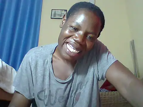 Snapshot of Blacksexyqueen24 chatting on 05/19/26, 08:26 Blacksexyqueen24 online show from 05/19/26, 08:26